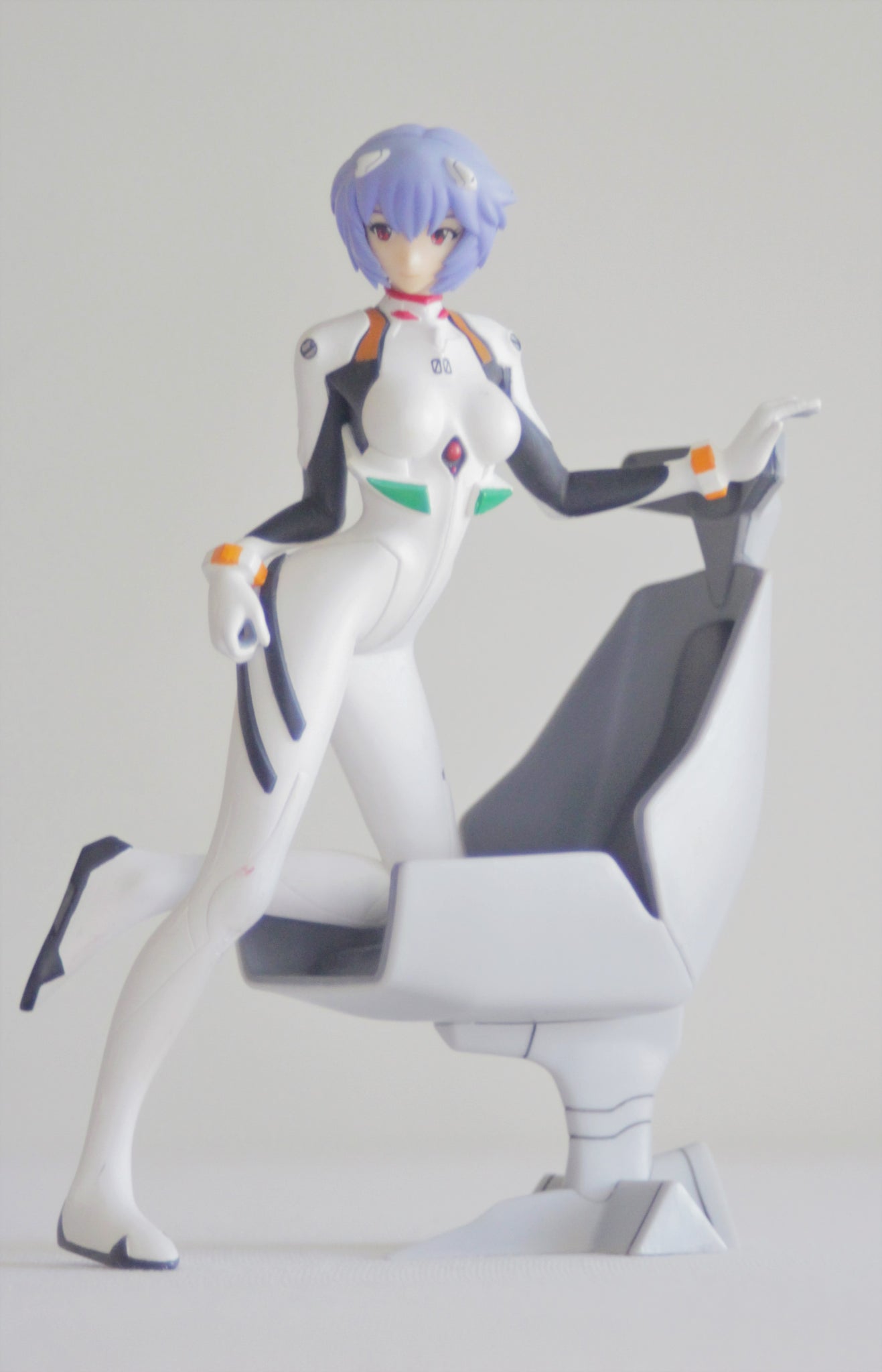 Neon Genesis Evangelion Rei with Chair Sega premium figure