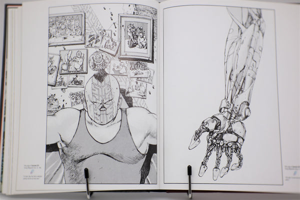 Akira Club hardcover Katsuhiro Otomo Dark Horse book English