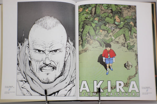 Akira Club hardcover Katsuhiro Otomo Dark Horse book English
