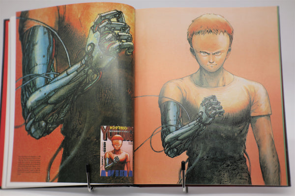 Akira Club hardcover Katsuhiro Otomo Kodansha book English